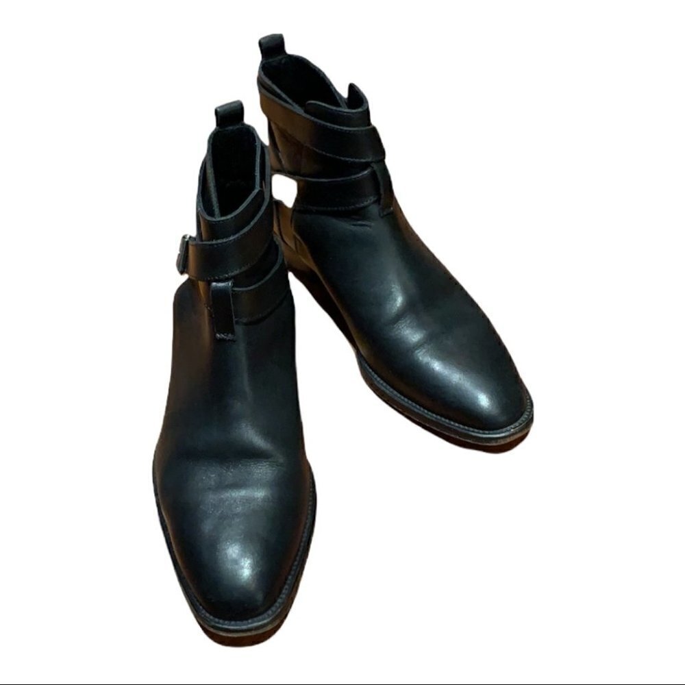 IRO black leather squared toe with silver coloured buckle in size 38